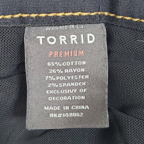 Torrid 16R Jeans Bombshell Skinny Dark Wash Stretch Denim Mid Rise Distressed - Picture 10 of 13